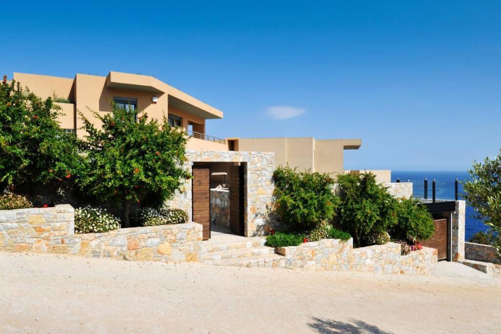 Wonderful Eco Friendly Villa Augustine Ampelo Dış mekan fotoğraf